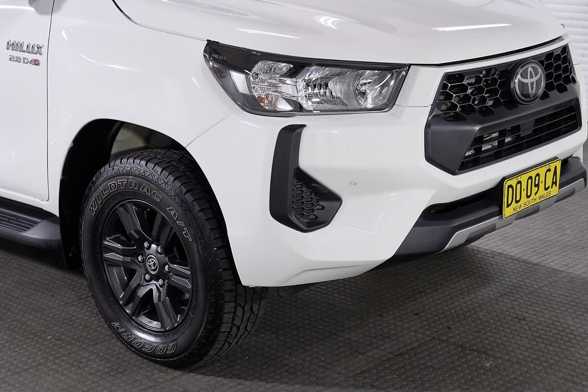 2025 Toyota Hilux SR GUN126R 4X4