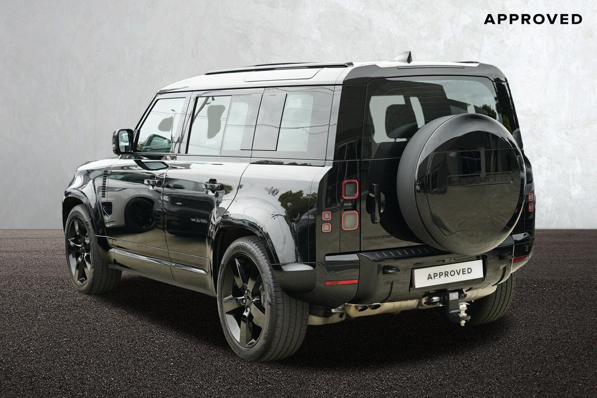 2026 Land Rover Defender 110 D350 X-Dynamic SE L663