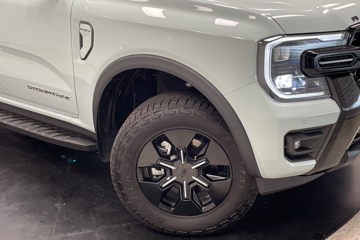 2025 Ford Ranger PHEV Stormtrak 4X4 2.3L