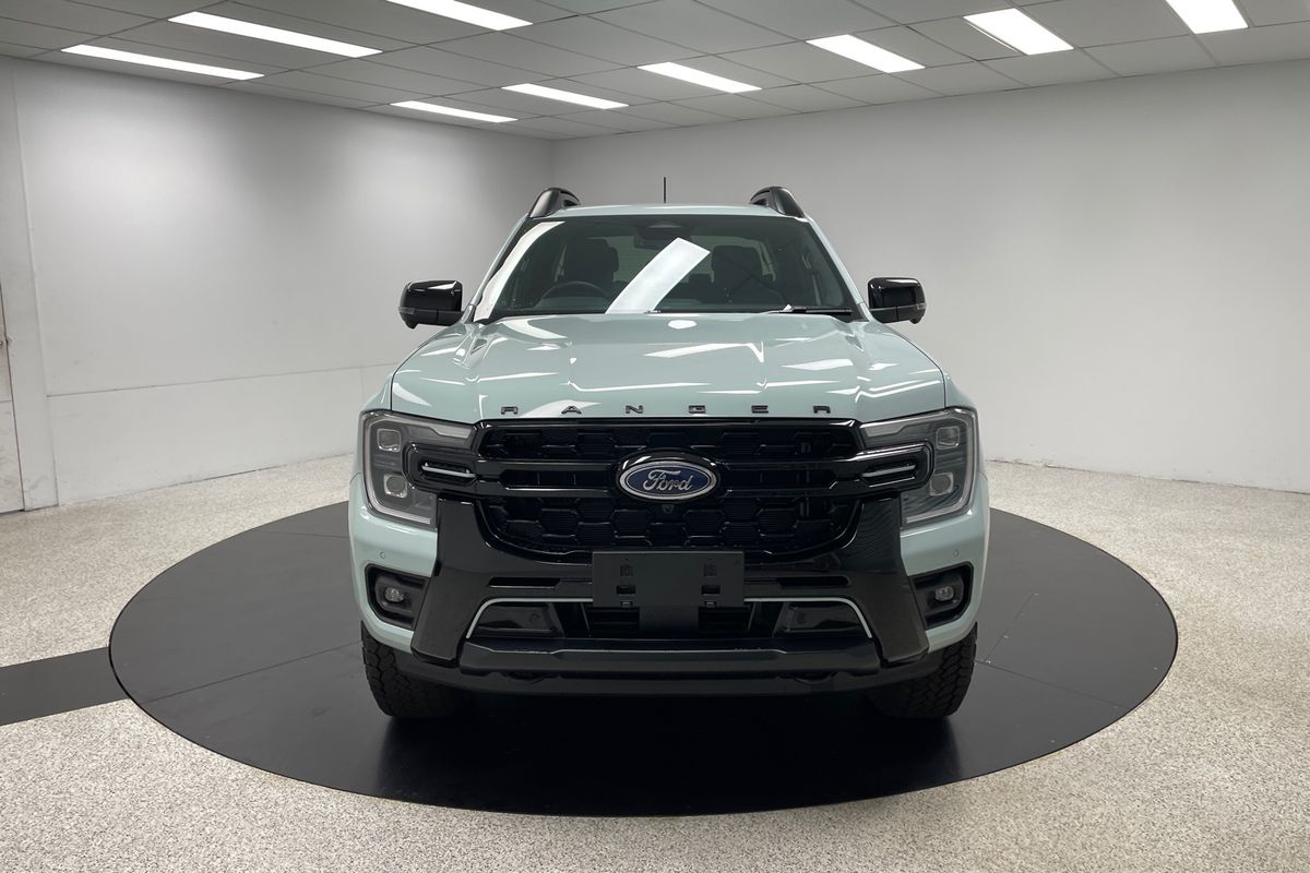 2025 Ford Ranger PHEV Stormtrak 4X4 2.3L