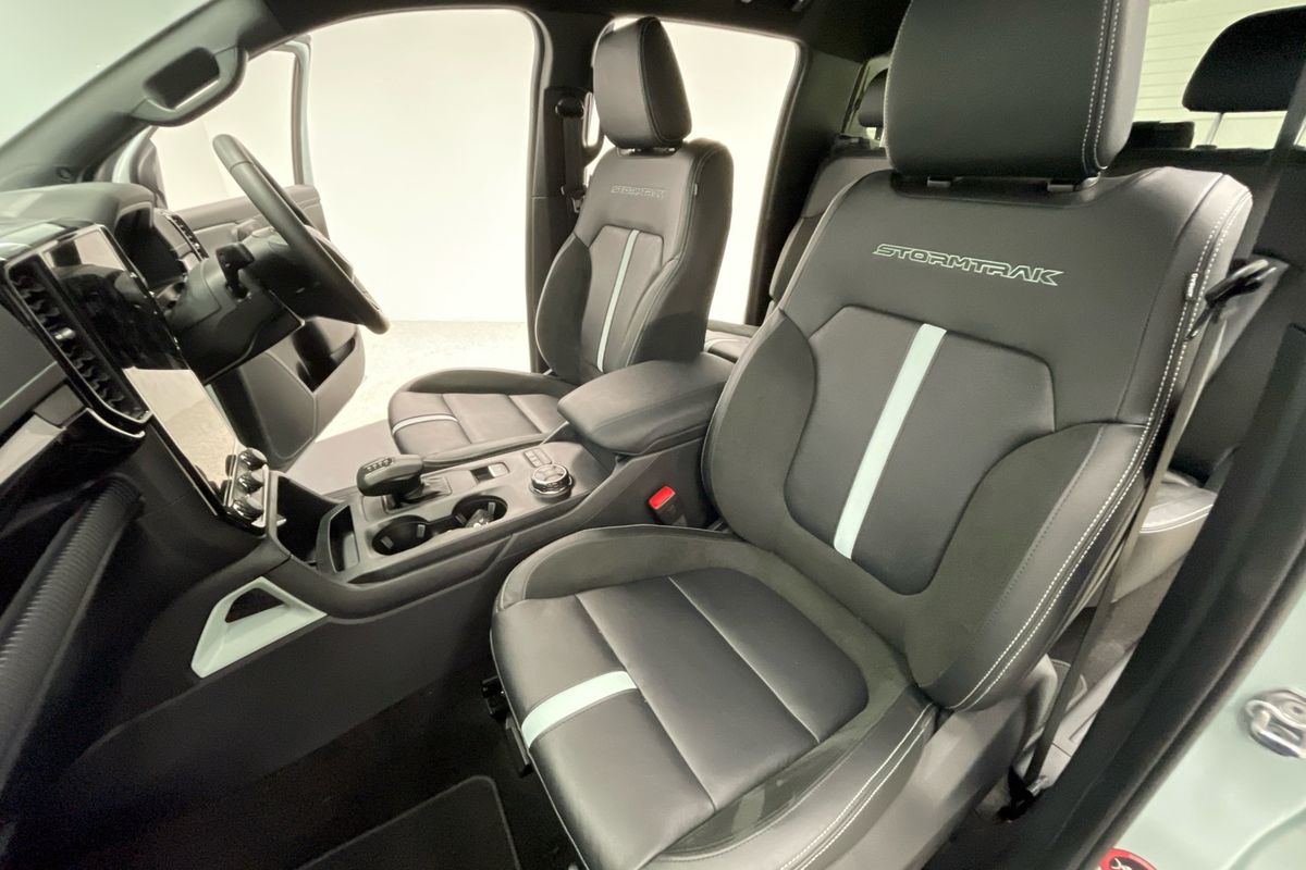 2025 Ford Ranger PHEV Stormtrak 4X4 2.3L