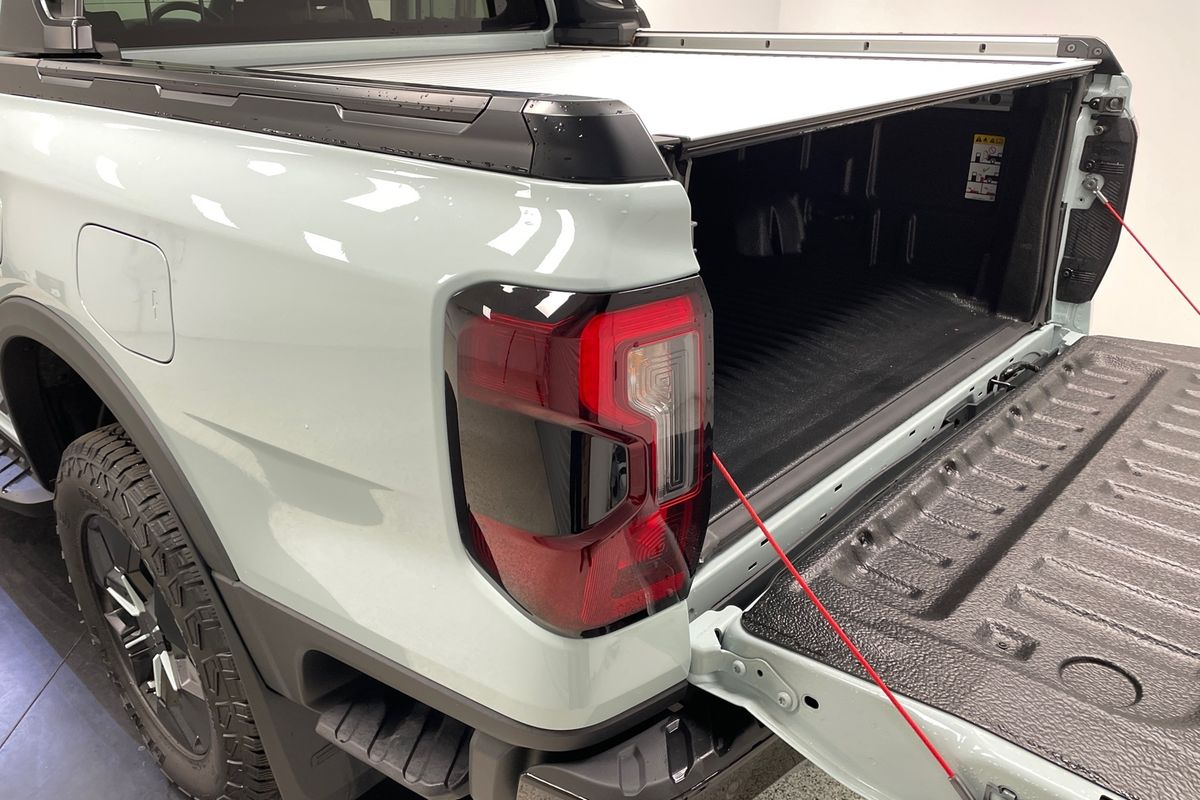 2025 Ford Ranger PHEV Stormtrak 4X4 2.3L