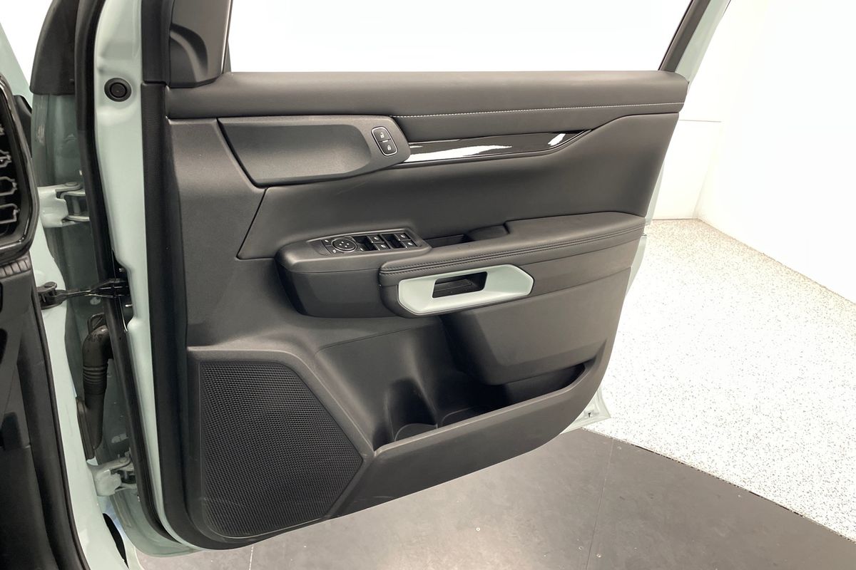 2025 Ford Ranger PHEV Stormtrak 4X4 2.3L