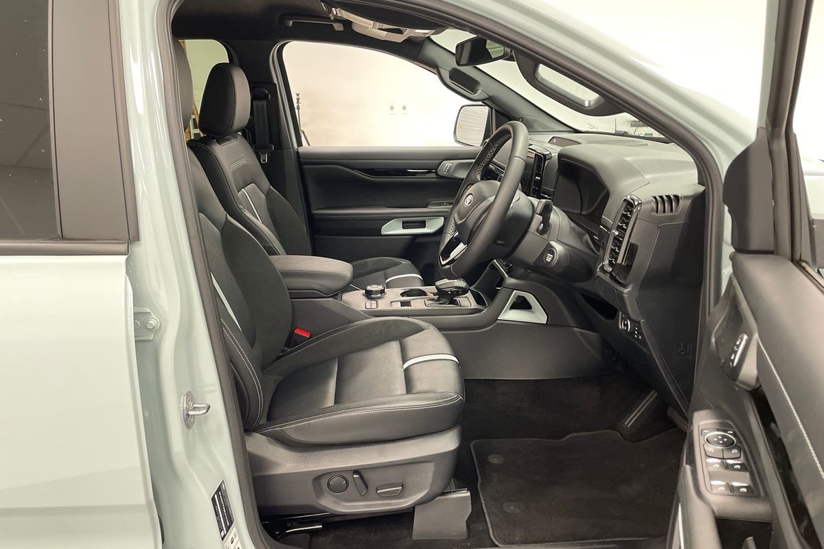 2025 Ford Ranger PHEV Stormtrak 4X4 2.3L
