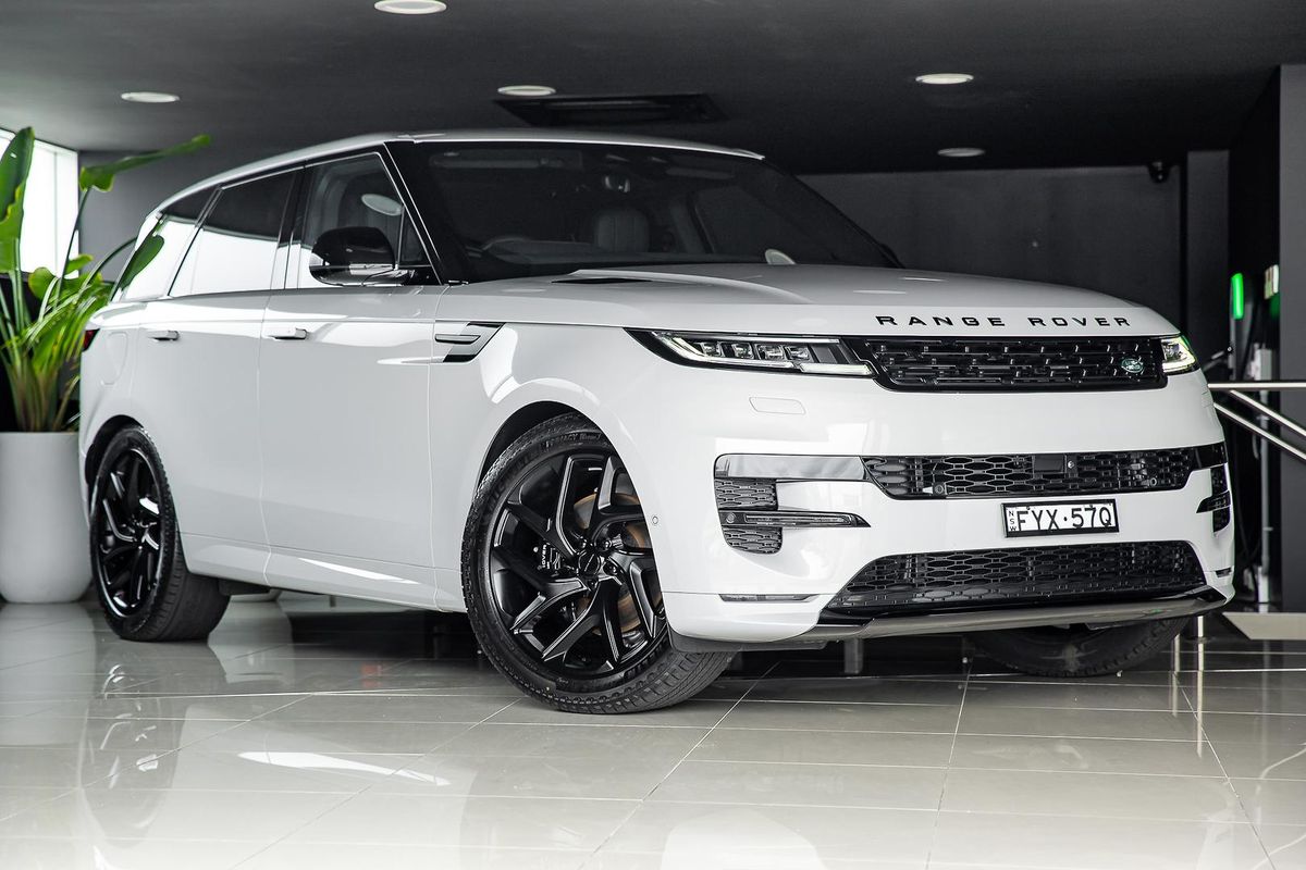 2026 Land Rover Range Rover Sport D250 Dynamic SE L461