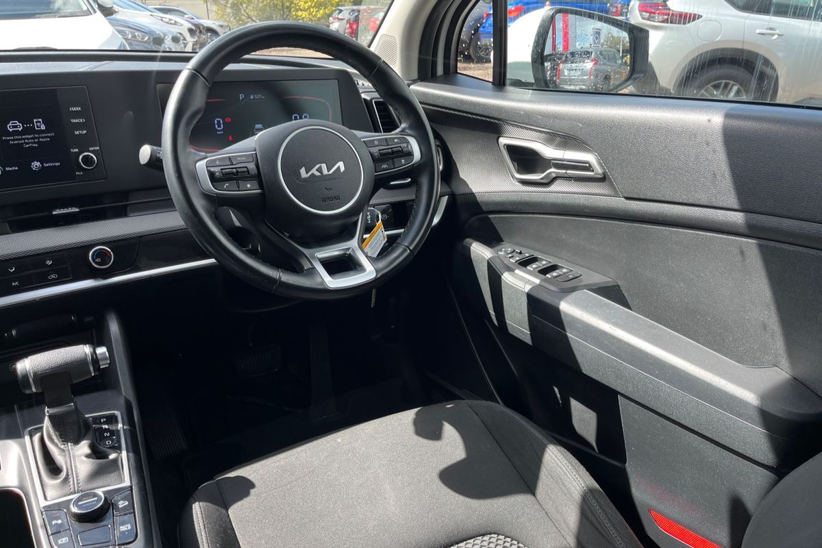 2022 Kia Sportage S NQ5