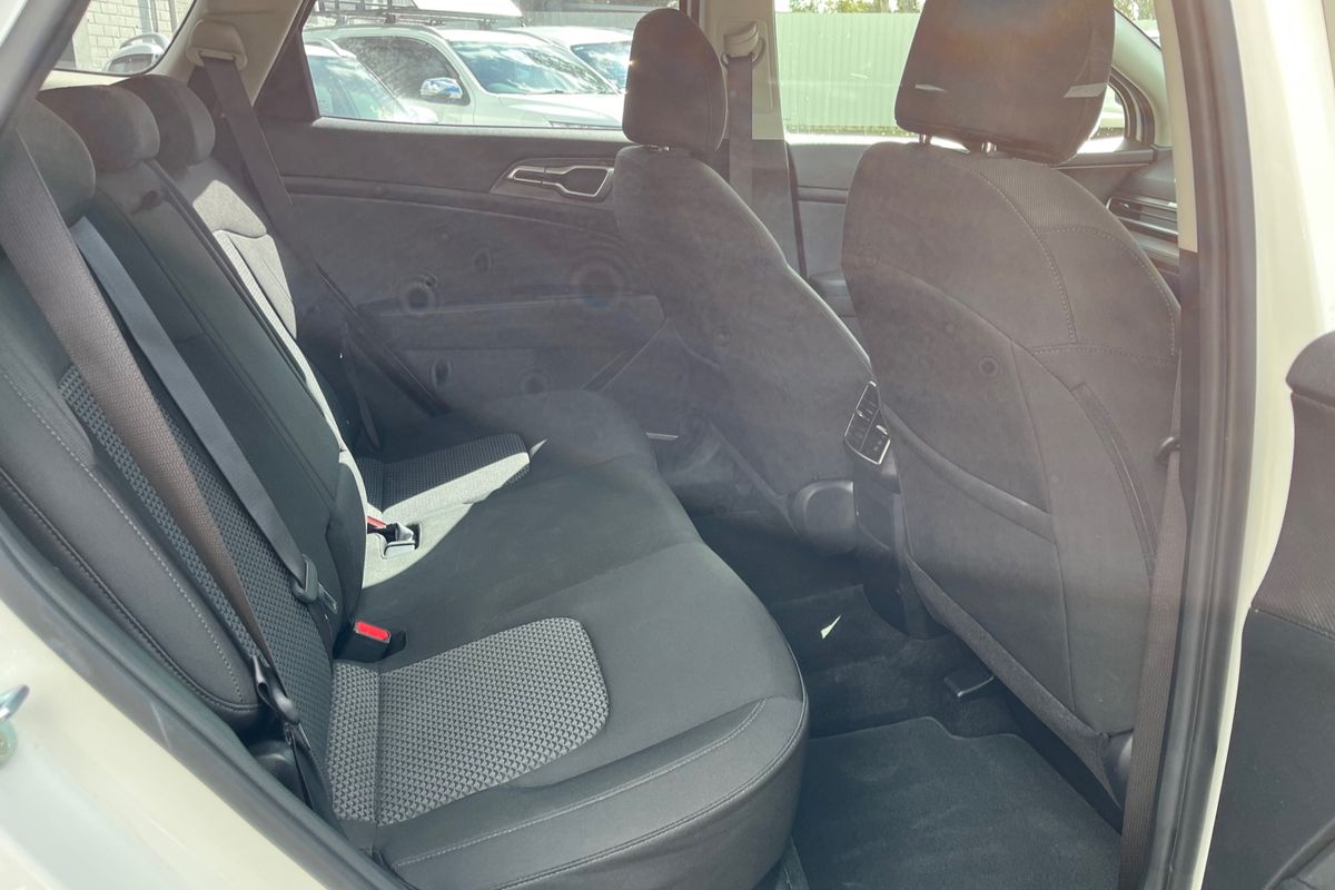 2022 Kia Sportage S NQ5