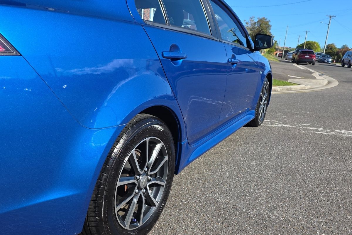 2017 Mitsubishi Lancer ES Sport CF
