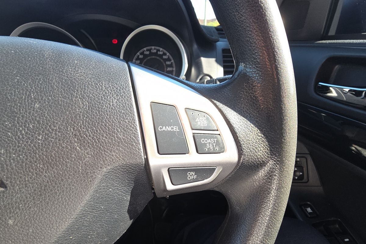 2017 Mitsubishi Lancer ES Sport CF