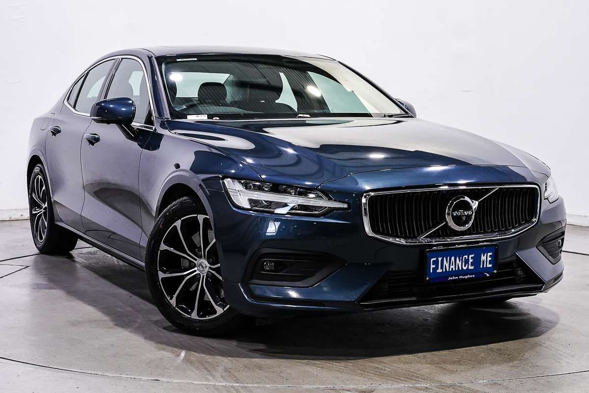 2020 Volvo S60 T5 Momentum