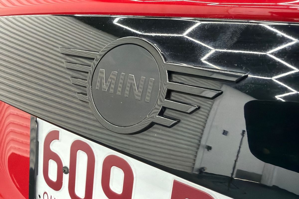 2023 MINI Hatch John Cooper Works Essential F56 LCI-2