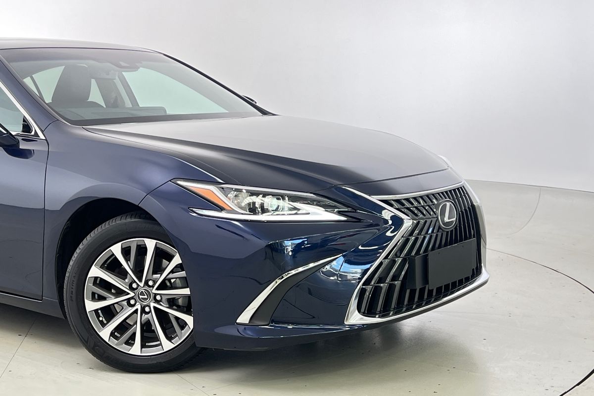 2025 Lexus ES ES300h Luxury AXZH10R