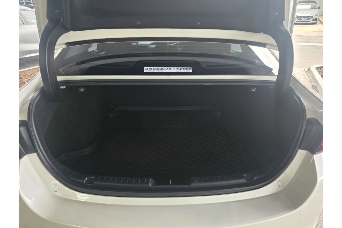2022 Mazda 3 G20 Evolve BP Series image 11