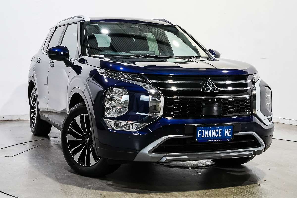 2025 Mitsubishi Outlander LS ZM