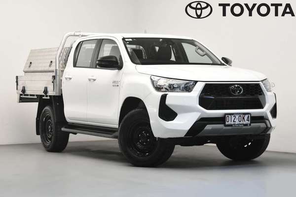 2025 Toyota Hilux SR GUN126R