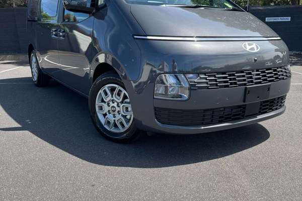 2026 Hyundai STARIA LOAD Hybrid Premium US4.V4