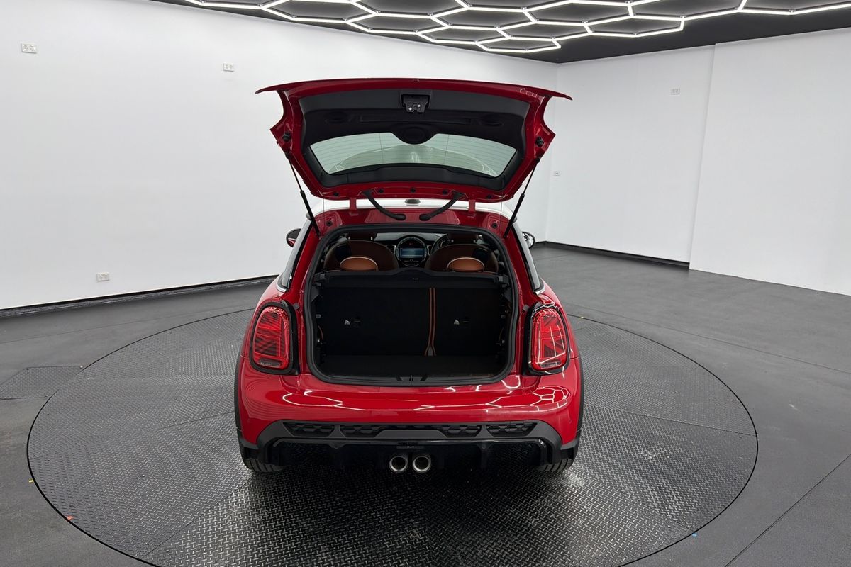 2023 MINI Hatch John Cooper Works Essential F56 LCI-2