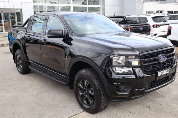 2025 Ford Ranger Black Edition 4X4 2.0L