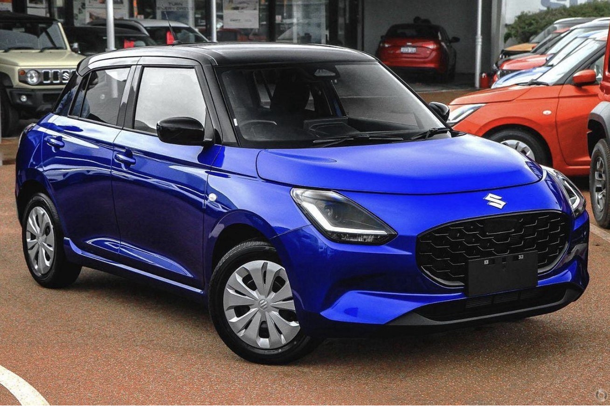 2026 Suzuki Swift Hybrid UZ