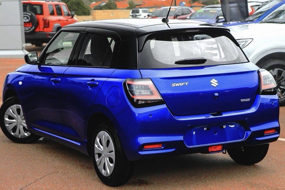 2026 Suzuki Swift Hybrid UZ