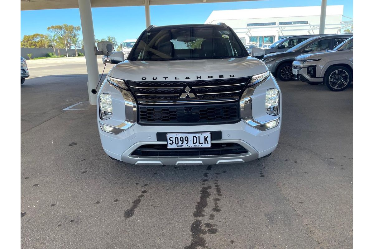 2022 Mitsubishi Outlander Exceed Tourer ZM