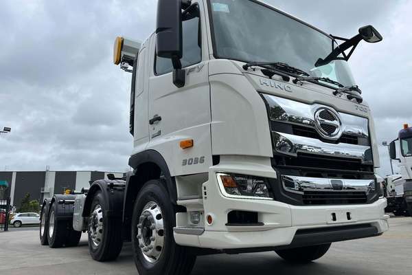 2025 Hino 700 Series FY 3036