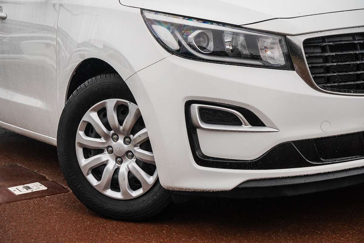 2018 Kia Carnival S YP