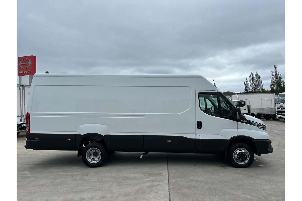 2026 IVECO Daily 50C18V image 3