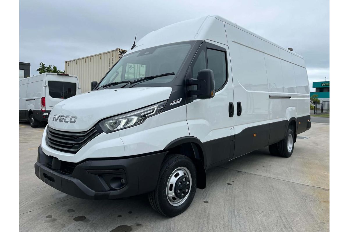2026 IVECO Daily 50C18V image 11
