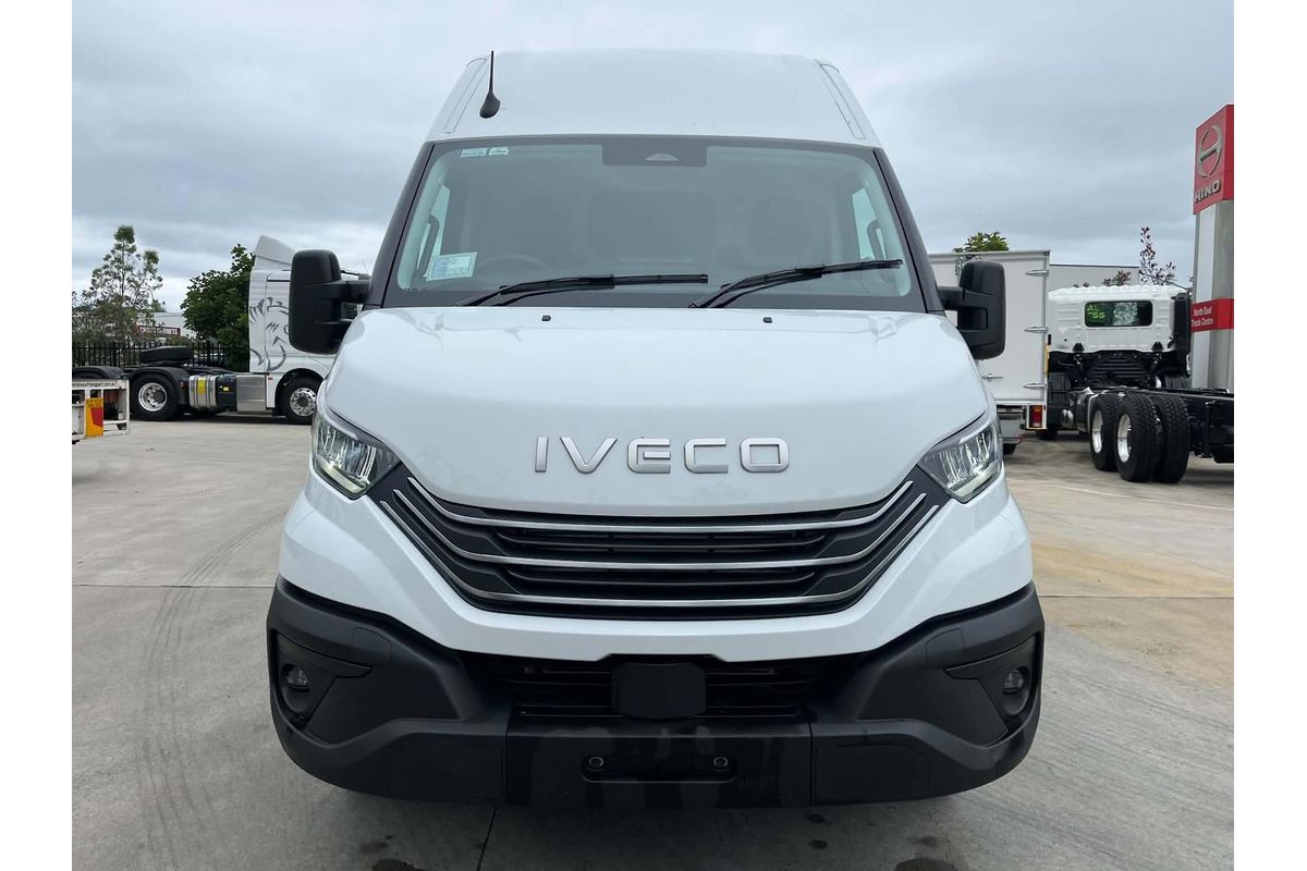 2026 IVECO Daily 50C18V image 9