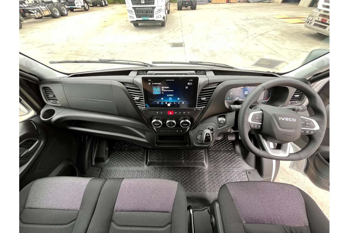 2026 IVECO Daily 50C18V image 18