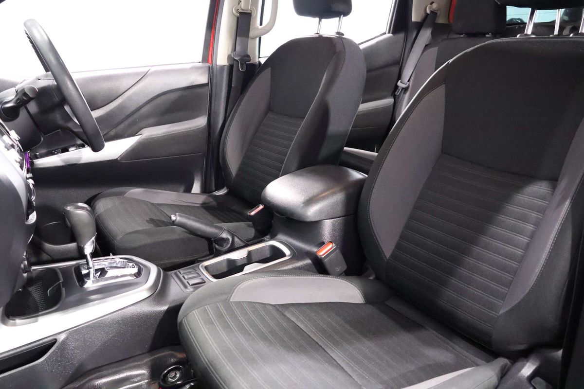 2021 Nissan Navara SL D23 Rear Wheel Drive