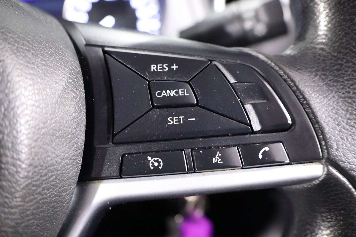 2021 Nissan Navara SL D23 Rear Wheel Drive