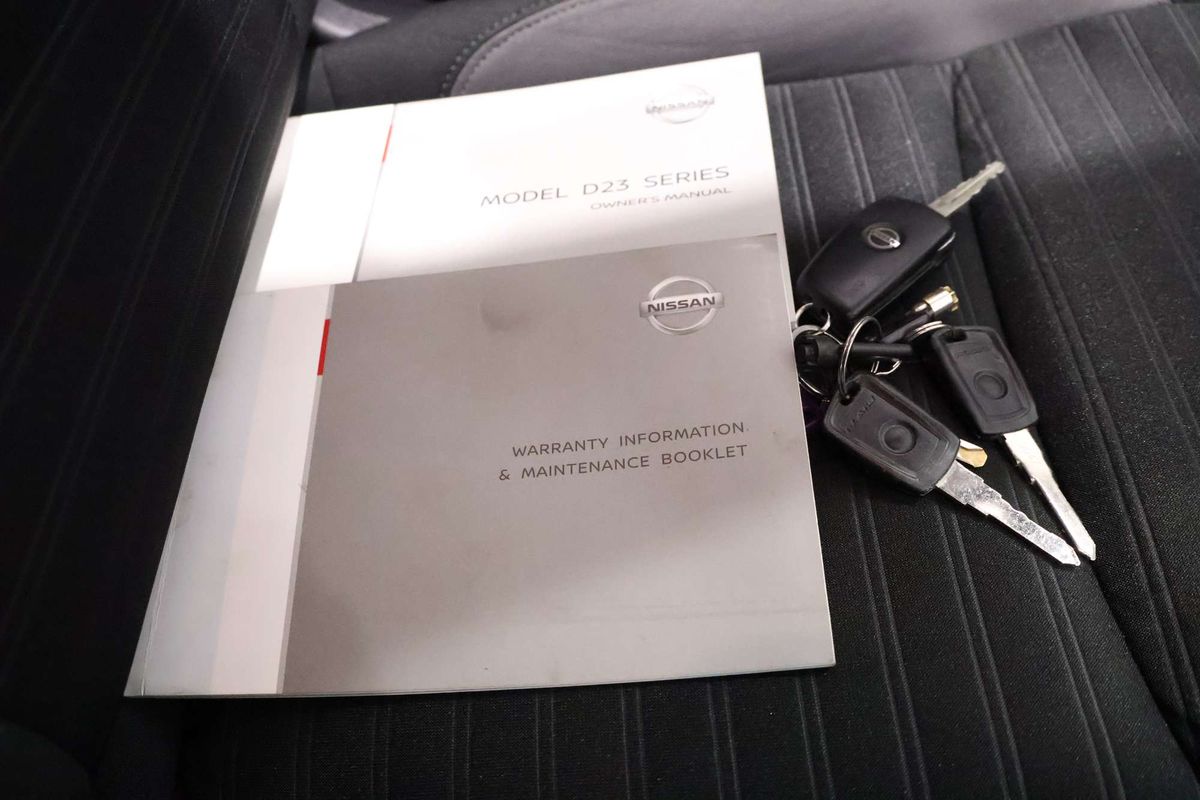 2021 Nissan Navara SL D23 Rear Wheel Drive