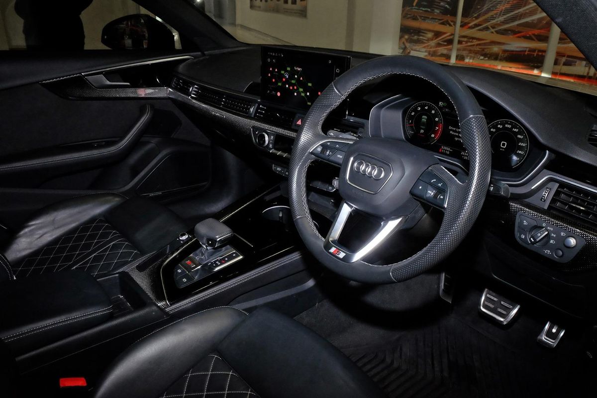 2021 Audi S4 B9 image 7