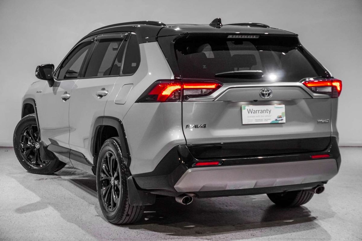 2024 Toyota RAV4 XSE AXAH54R
