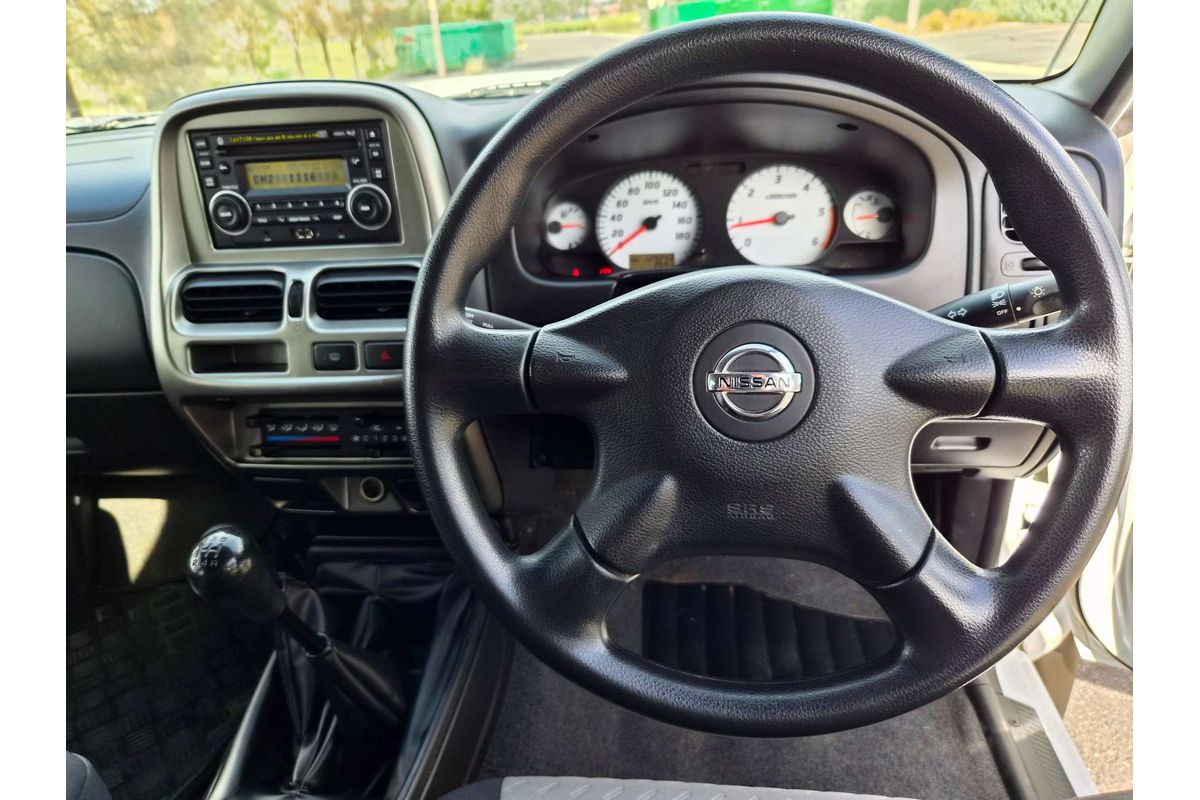 2012 Nissan Navara ST-R Special Edition D22 4X4