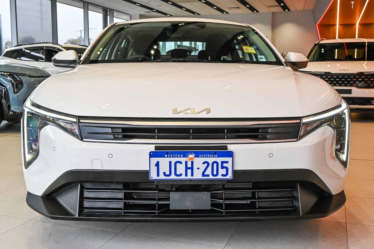 2025 Kia K4 Sport CL4m