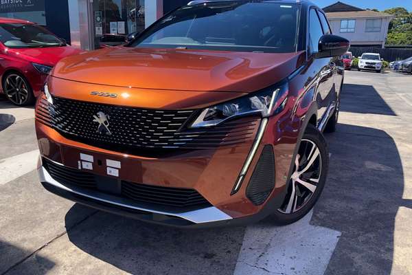 2023 Peugeot 5008 GT Sport P87