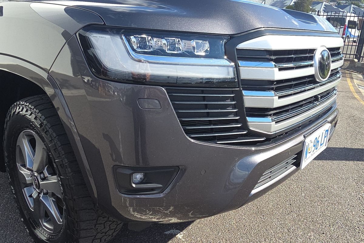 2023 Toyota Landcruiser VX FJA300R
