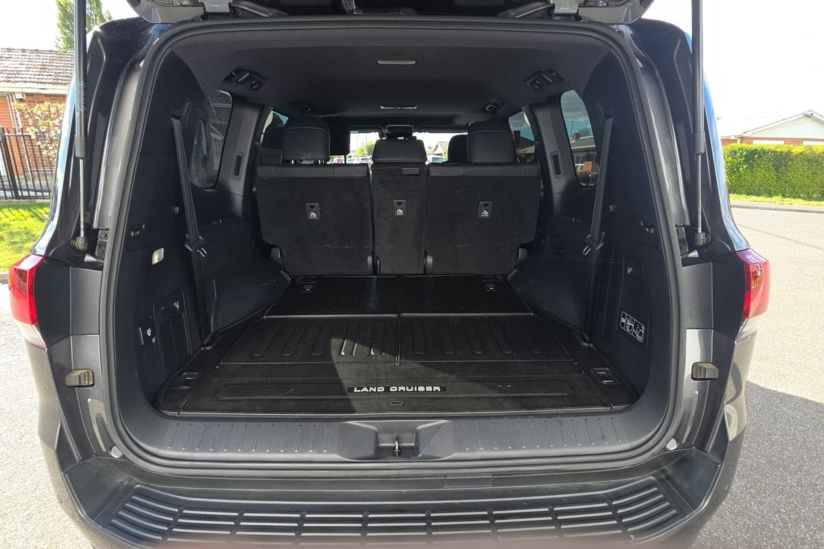 2023 Toyota Landcruiser VX FJA300R