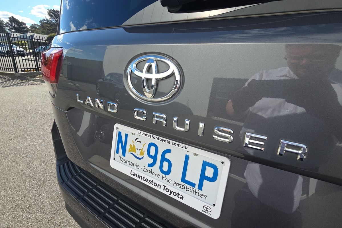 2023 Toyota Landcruiser VX FJA300R