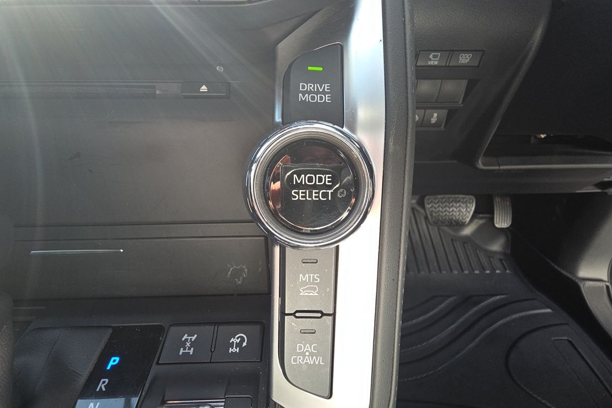 2023 Toyota Landcruiser VX FJA300R
