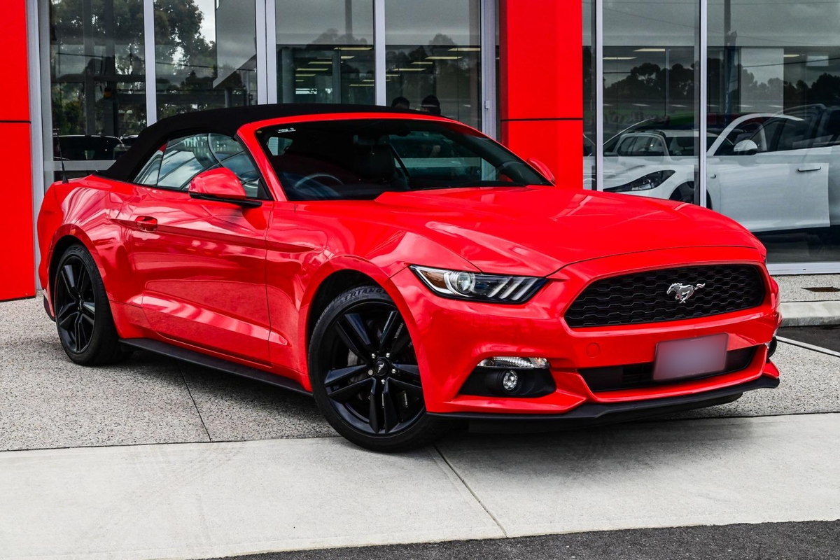 2017 Ford Mustang FM