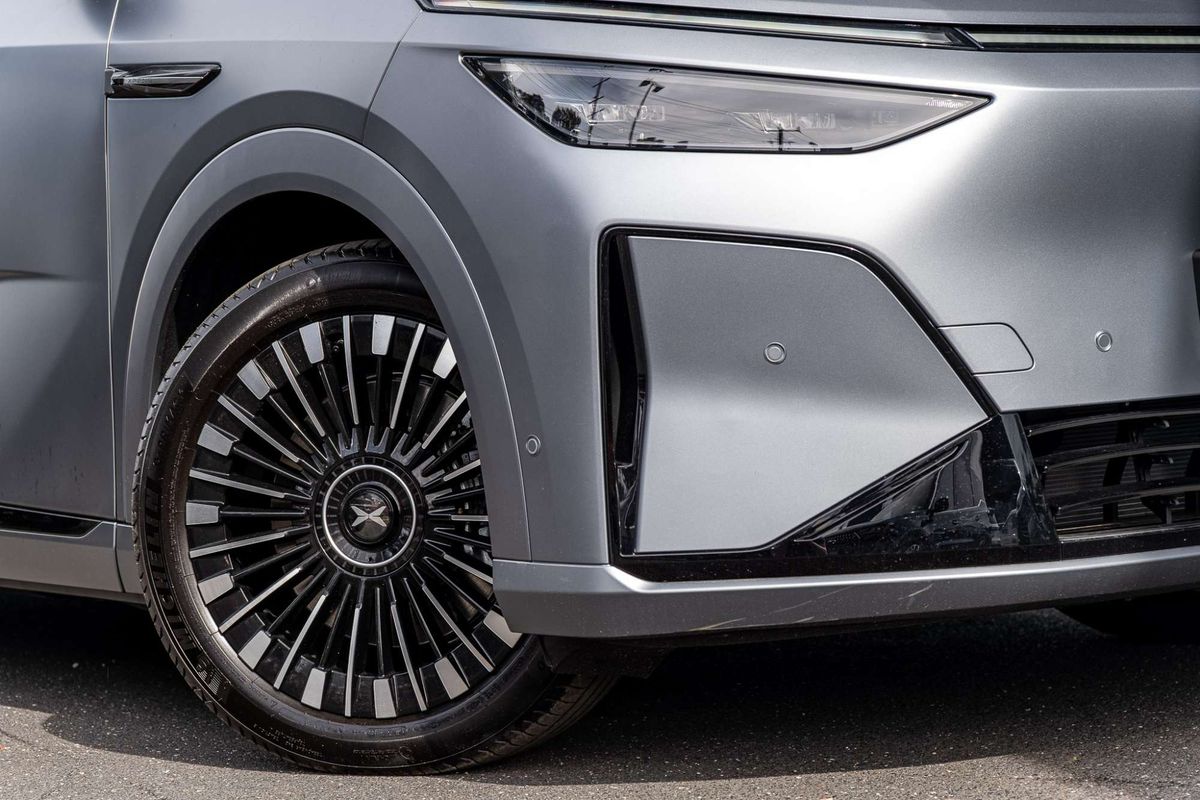 2026 XPENG X9 Performance