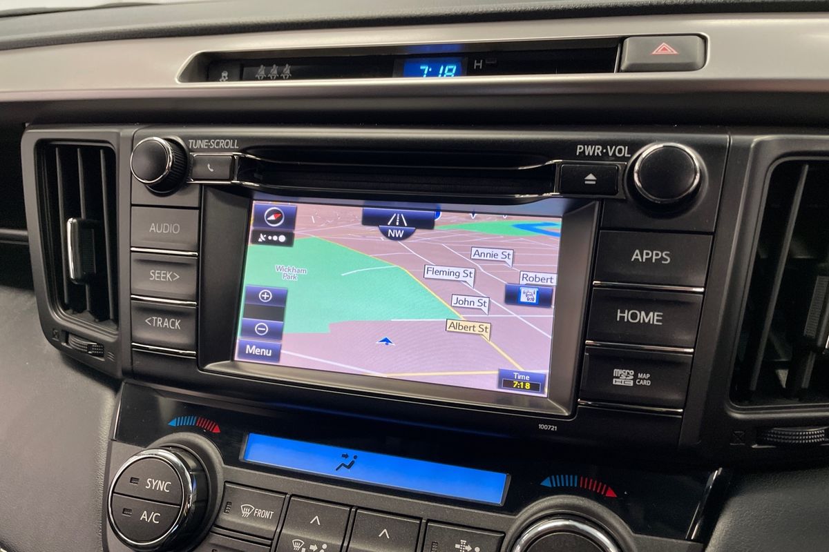 2017 Toyota RAV4 GXL ZSA42R