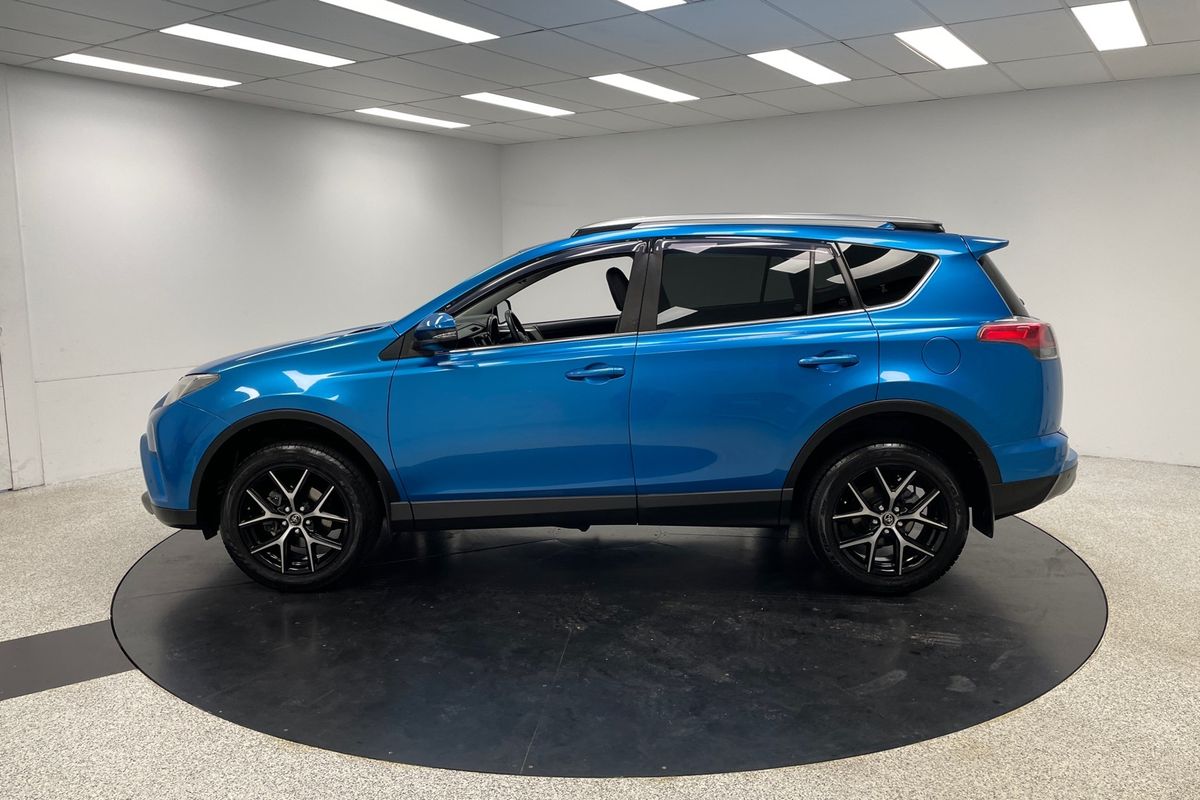 2017 Toyota RAV4 GXL ZSA42R