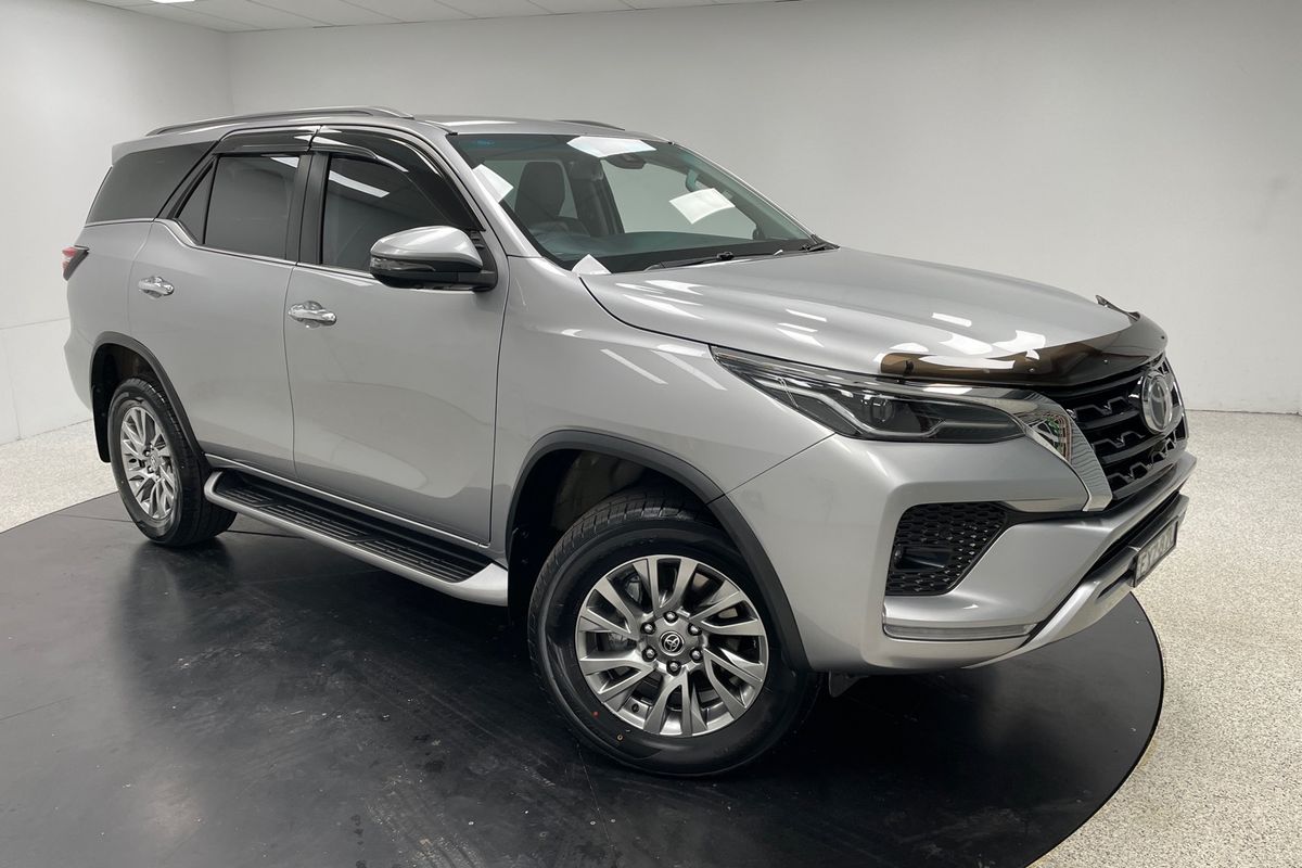 2023 Toyota Fortuner Crusade GUN156R