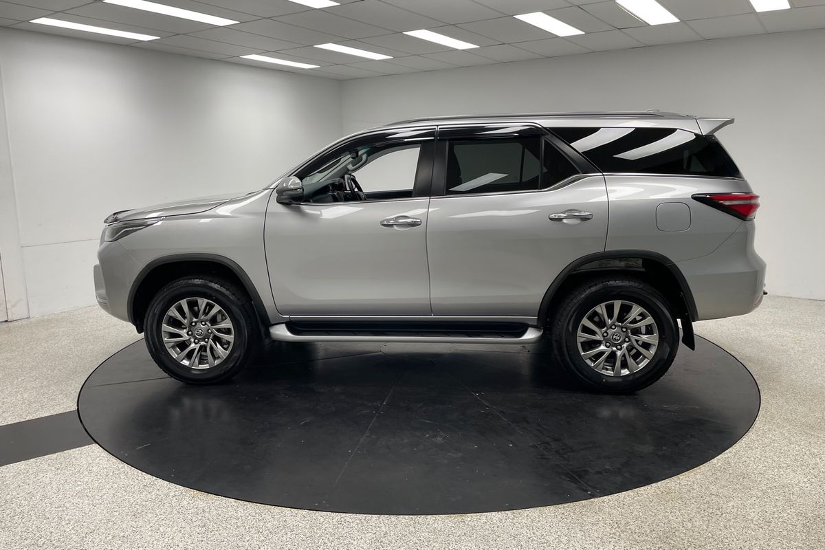 2023 Toyota Fortuner Crusade GUN156R