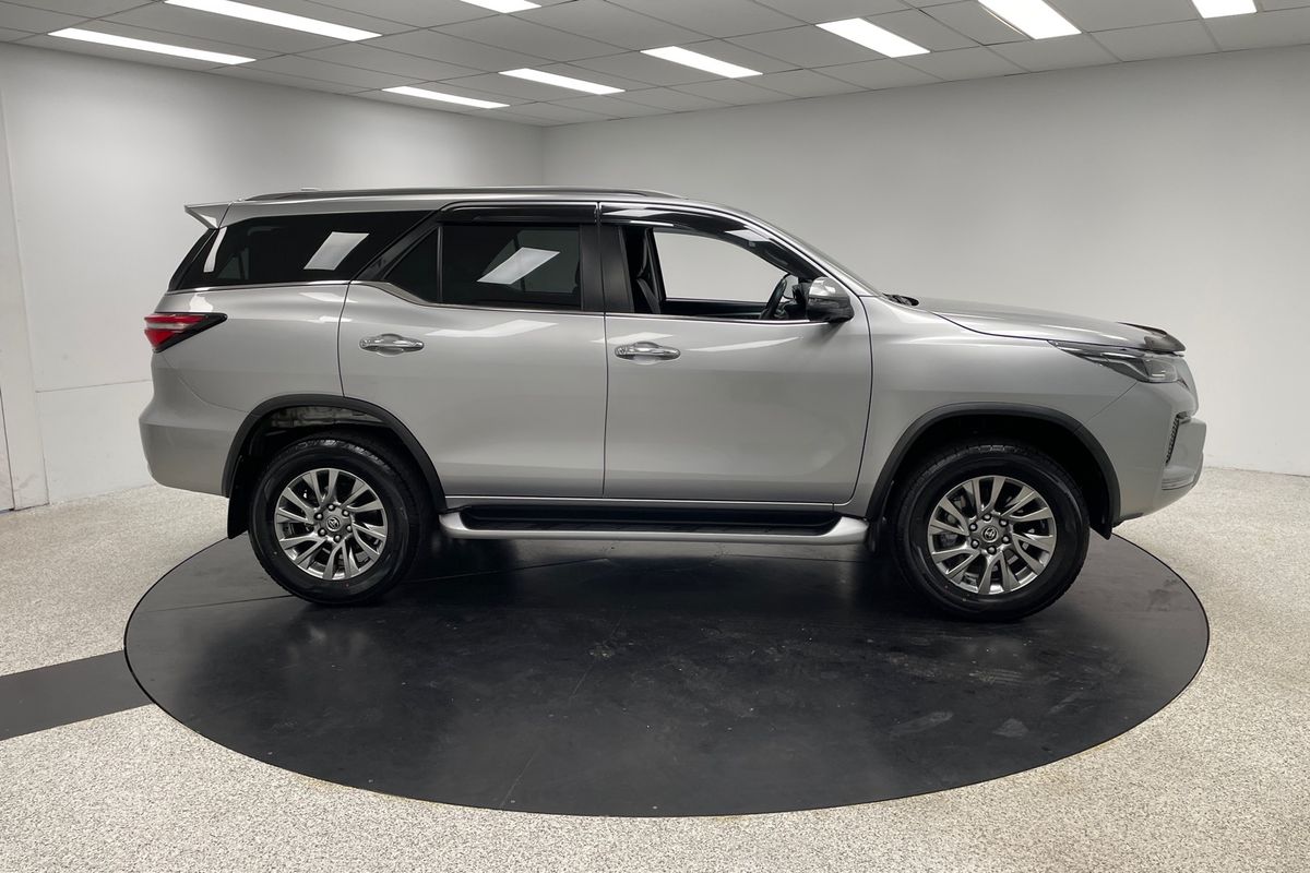 2023 Toyota Fortuner Crusade GUN156R